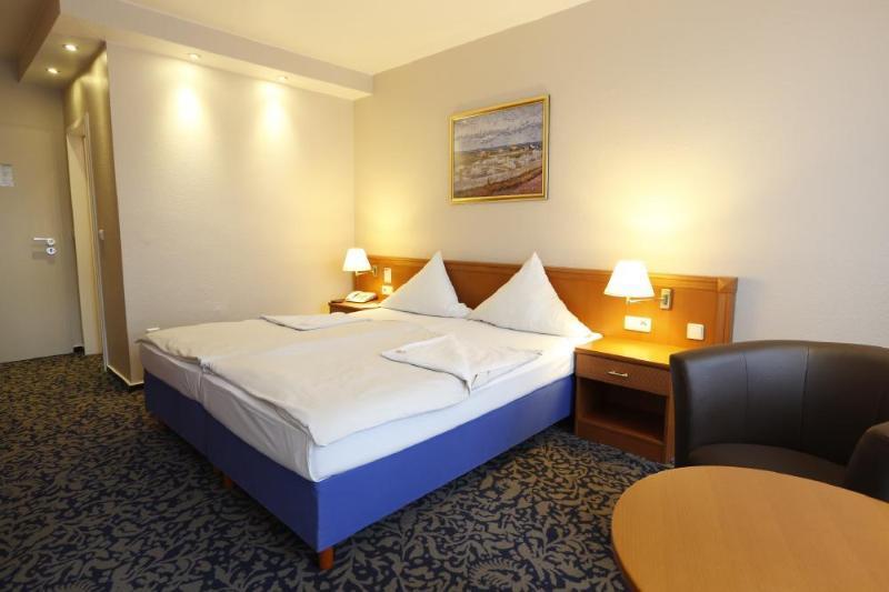 Caravelle Hotel Im Park Bad Kreuznach Buitenkant foto